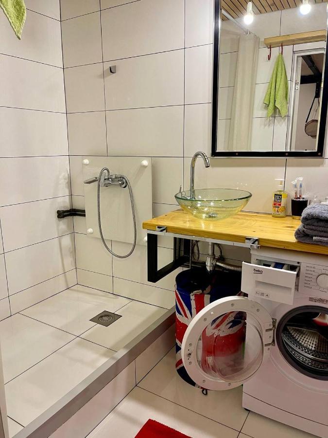 Apartment стильная студия на арбате золотой квадрат пересечение абылай хана - жибек жолы *